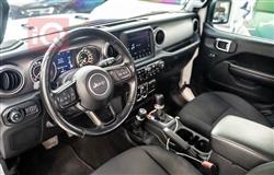 جيب جلاديتور